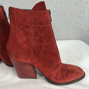 LD Tuttle Bootie Womens 9 US 40 EU Red Suede Leather Heels Boho Artsy